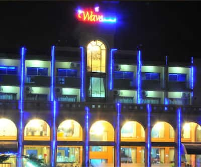 https://imgcld.yatra.com/ytimages/image/upload/t_hotel_yatra_city_desktop/v1443680304/Domestic Hotels/Hotels_Jamshedpur/The Wave International/Overview.jpg